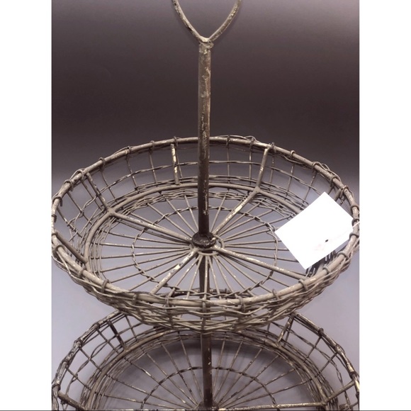 Vintage Heart Two Tier Serving Stand - Picture 12 of 14